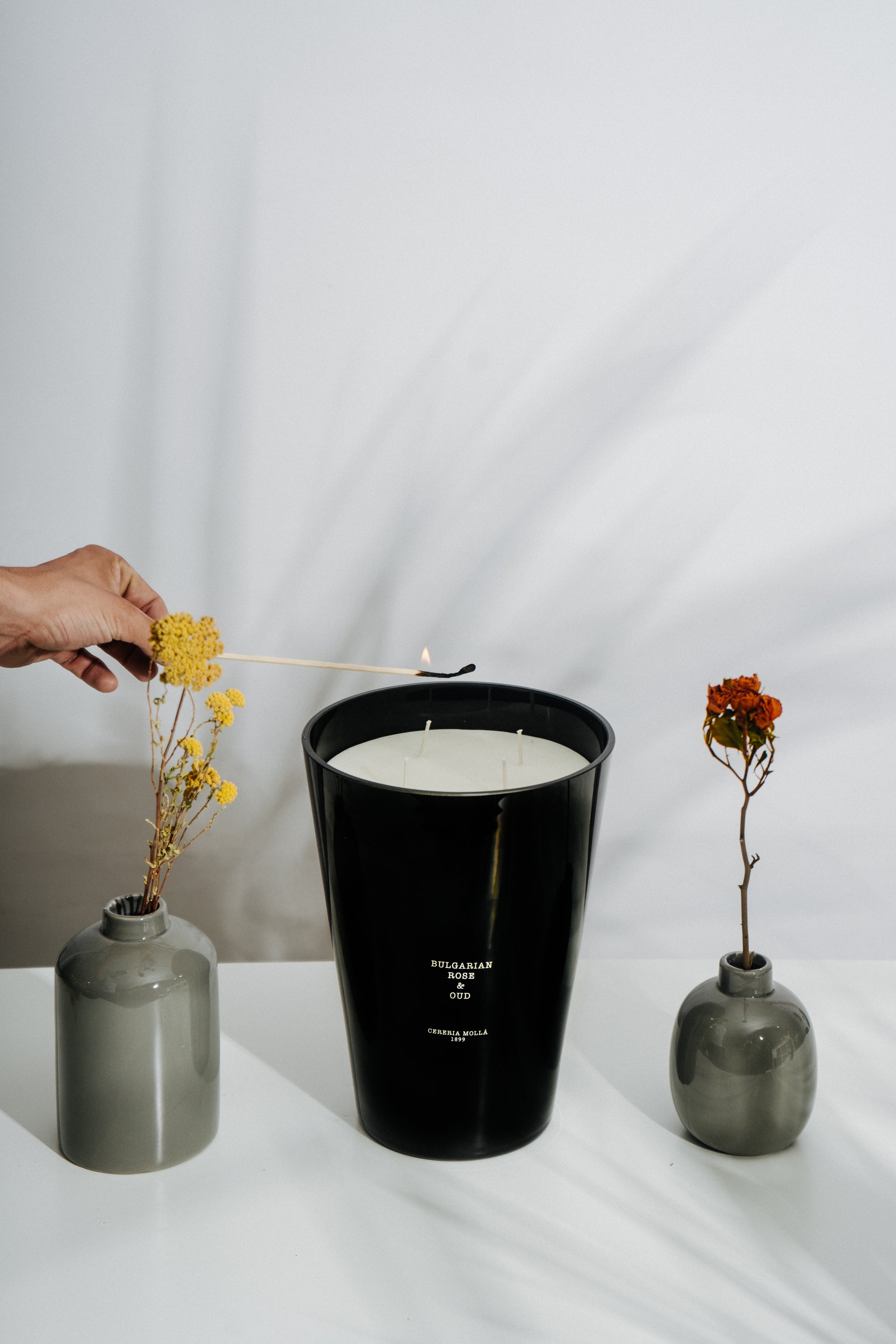 Bulgarian Rose & Oud scented candle